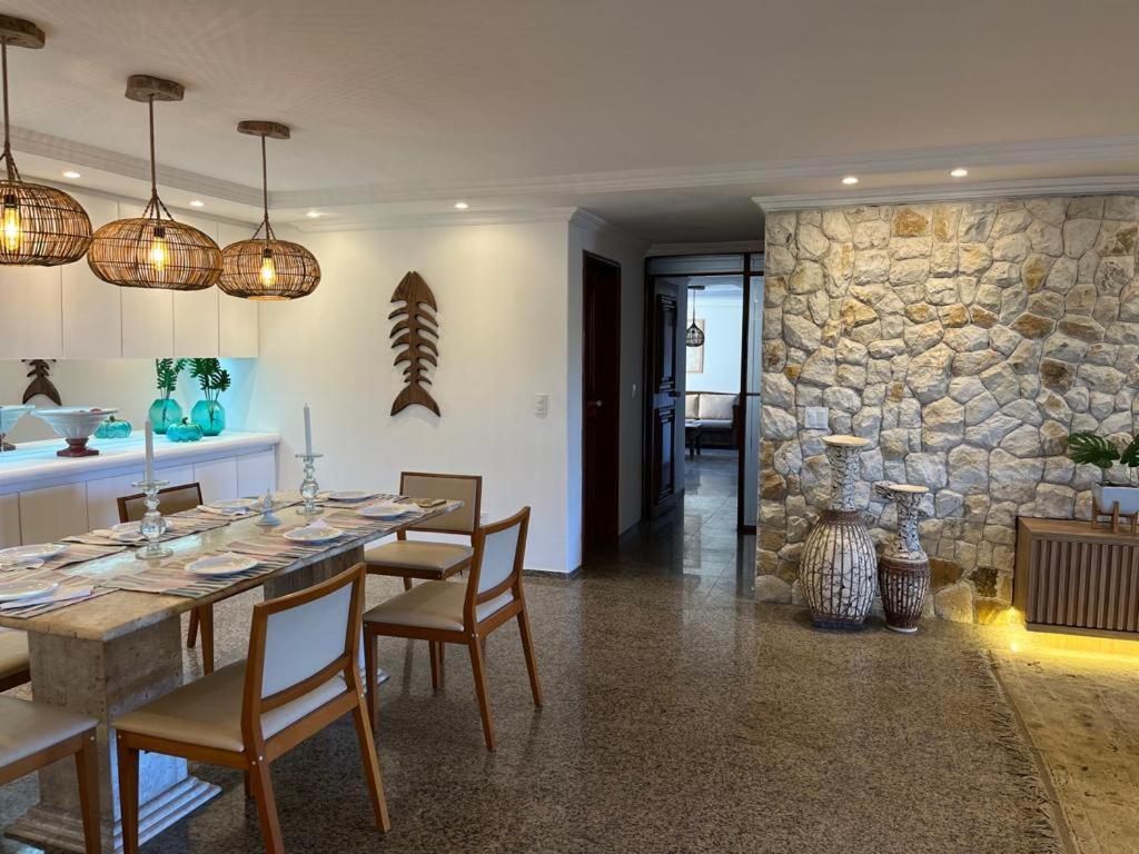 Solar Front Apartment *
